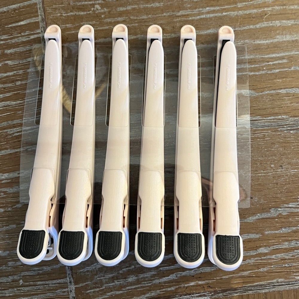 Sectioning Hair Clips - Picture 3 of 3